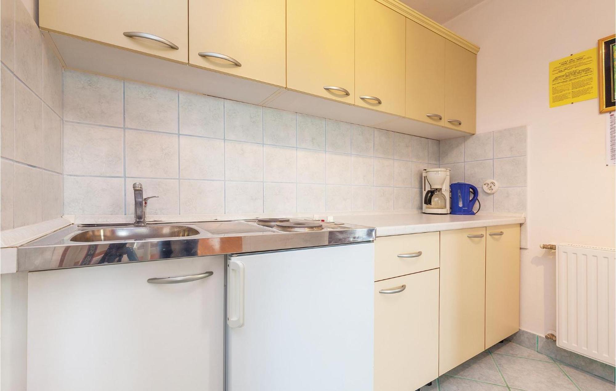 Stunning Apartment In Crikvenica With Wifi Εξωτερικό φωτογραφία
